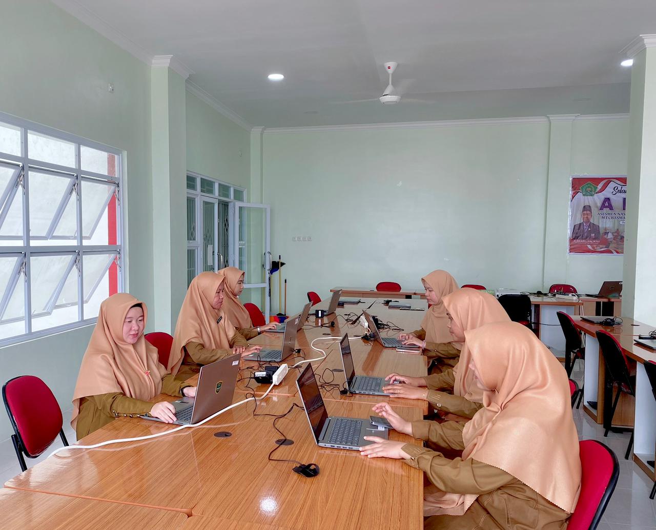 Kegiatan Sulinjar Ustadzah Putri